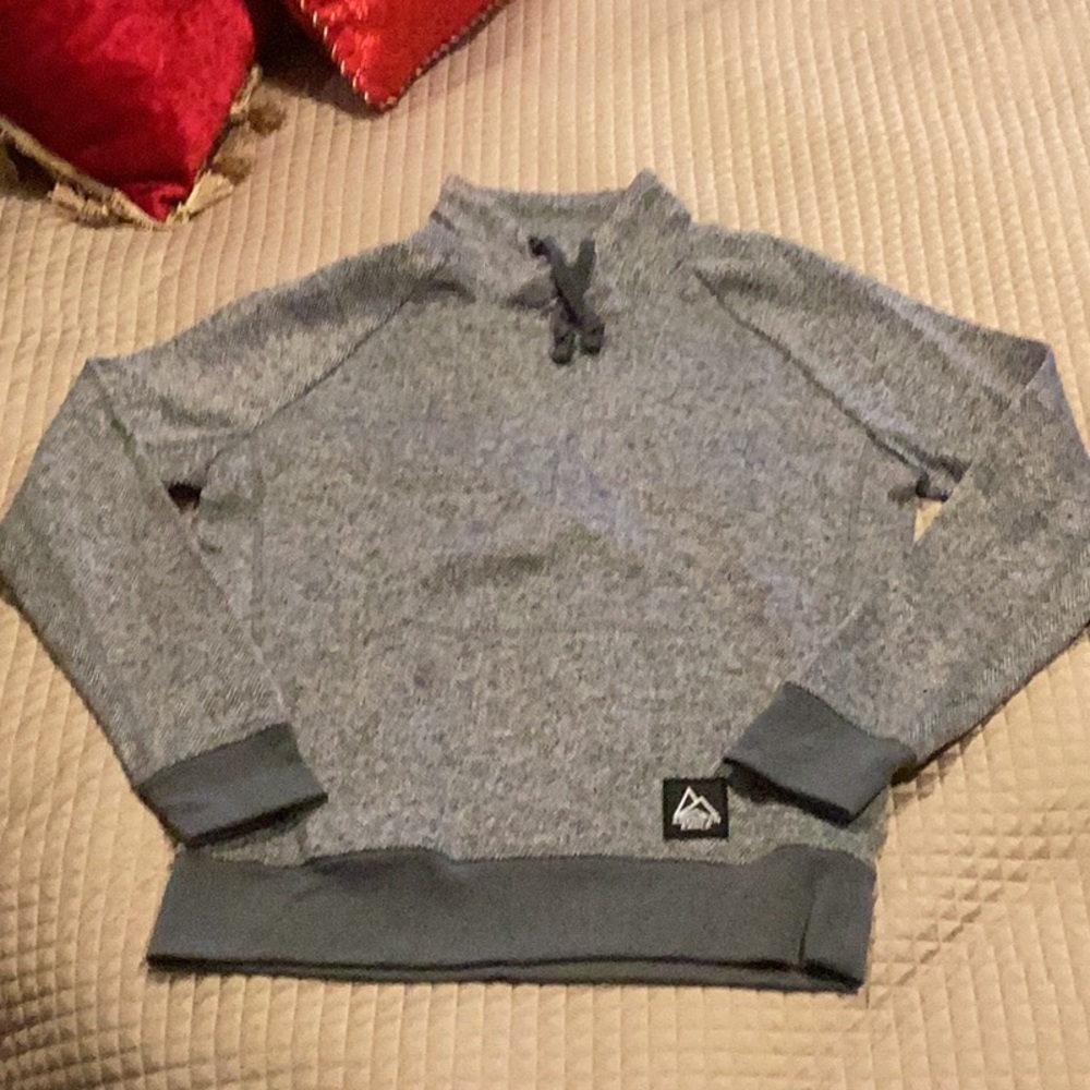 AE sweatshirt